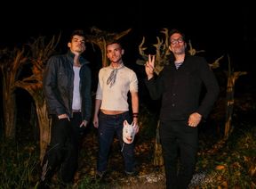 Happy Endings Behind The Scenes