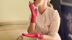 A hottie jerks off her client'_s dick in latex gloves