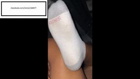 Delicious sweaty itchy hanes in car to driver's dismay