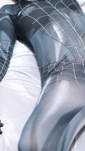 SPIDER-MAN COSPLAY WHILE HAVING FUN WITH THE LATEST INDONESIAN BOKEP   Clip 1