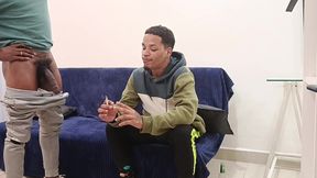 safado vai conhecer e sentir o peso a rolona do amigo que conheceu agora