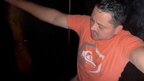 fodendo o maloca da favela sem camisinha, curte um macho fodedor.