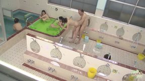 There Were a Lot of Bitches to Choose From so This Guy Was Chosing Wisely