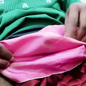 Satin silk handjob porn - Cock head rub of bhabhi salwar (110)