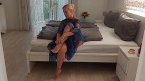 Selena Enjoys One of Her Daily Sex Games