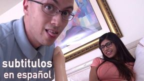 MIA KHALIFA - Arab Porn Star Shows Newbies How to Have Sex with a Woman