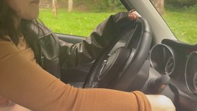 Nos encanta frotar y tener nuestras chaquetas de cuero mientras nos divertimos