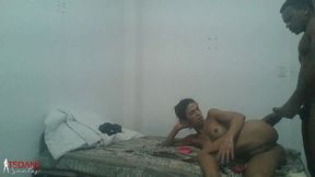 recebe a visita do seu amigo biel dotado em sua casa e tudo acaba em sexo forte e quente. tsdanisantos