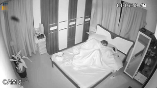 Indian Bhabhi Displays and Finger-tickling and Tearing up