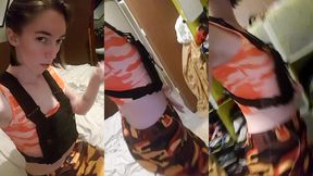 petite danse caliente en militaire orange mes coquins merci d etre si ...