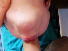 Deutsche MILF auf den Kopf gestellt, tiefer Oralsex