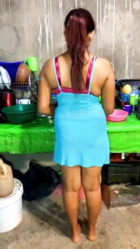 Hotwife Allow Fingering Husband Her Pussy While She Cooking