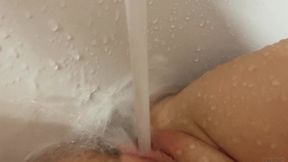 First Time Trying To Masturbate With Water Jet