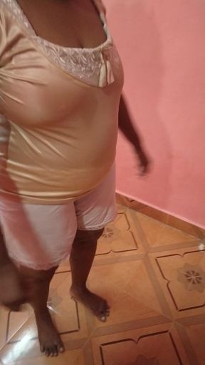 Chubby Aunty Hot