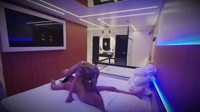 Hot Backstage I Fill the MILF′s Pussy and Big Clit with Cum!