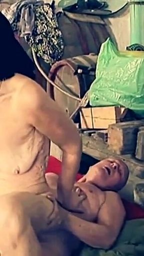 Old Man Couple with Farm Fuck and Cumshot on Hairy Pussy
