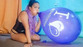 Sexy Juju Blows To Pop And Sits To Pop Big 17 Inch Belbal Balloons