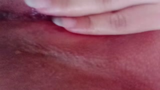 اجمل كس زهري لسورية تصور كسها وتنزل لبنها وتبعت لزوجها