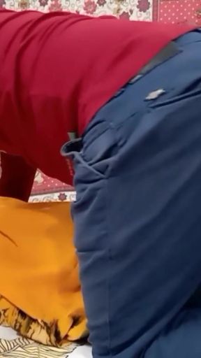 Borer bondhu ase or bou ke chude dilo   Clip 1