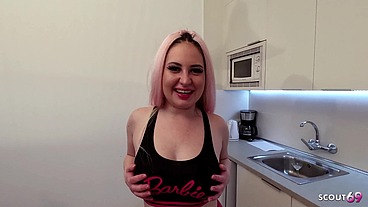 German Pizza Delivery Guy suprised by crazy Teen and fuck her Asshole without condom in POV before cum on her Pizza