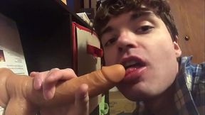 Cute twink Niko Springs talks dirty while sucking big dildo