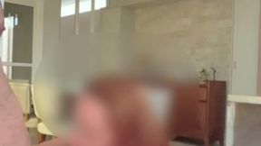 recebendo o comedor na minha cozinha, gozando gostoso no pauzao e ganhando muita porra na cara