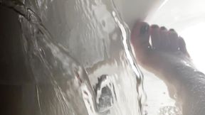 🦶🏻👅