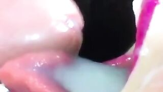 Sexy Indian Girlfriend Gives A Mind-Blowing Blow Job And Swallows His Spunk