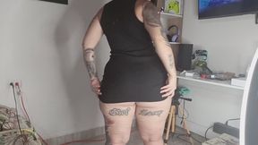 My ass farting in such a short dress disgusting farts all for you