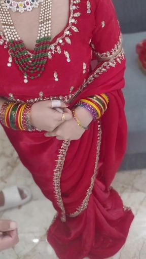Photographer Ko Bhi Mili Alisha Ki Choot shaadi Ke Din (Part-2)   Clip 1