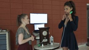 Alice and Ari Try Out the Penny Arcade Lung Tester (MP4 - 720p)