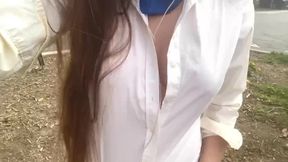 Mom with big boobs shows her perfect tits in public