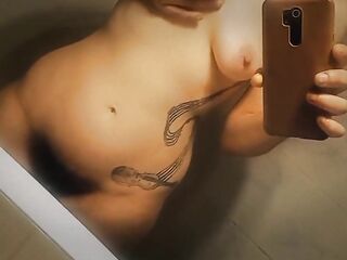 Jugando frente al espejo