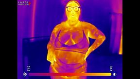 Sports Bra Try-On, Boob Bounce Tests, Naked Twerk Tease THERMAL POV (4K Landscape)