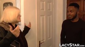 Busty UK grandma Lacey Starr riding BBC interracial