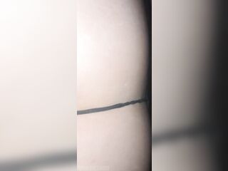 Whore gets her twat screwed and nutted into