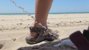 Seductive Pee on the Beach: Wet and Wild