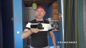 un latino lui baose son gros cul de passif soumis