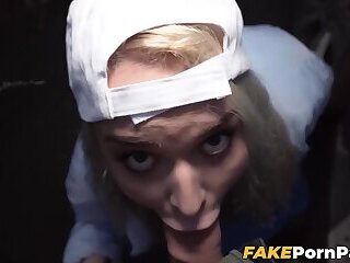 Cool delivery babe Vera Jarw guides my penis into her wet mouth and vagina
