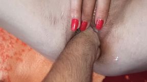 Pussy Fisting in the Living Room