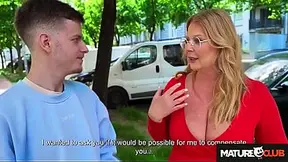 Mature Czech housewife gets her juicy snatch drilled rock-hard in doggystyle