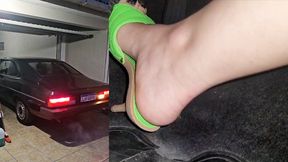 The car doesn't want to leave the garage