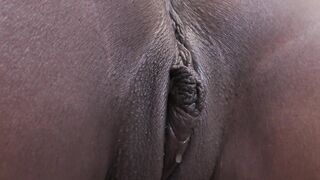 Cum leaks out of black snatch after cumshot amateur