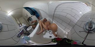 LizzyYum VR JULY 2026 bathing masturbation #20
