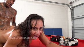 caramela clutch has sweaty sex in the garage