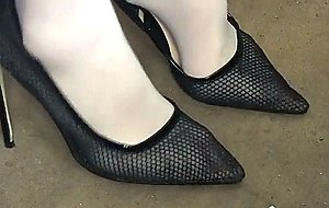 -09-03 1 pantyhose and high heels