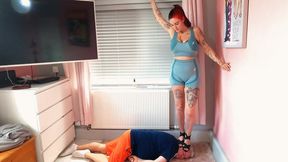 Gym Wear & Sandals Head Crushing