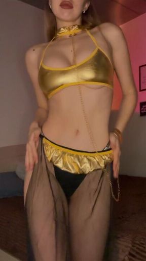 Sultan's maid