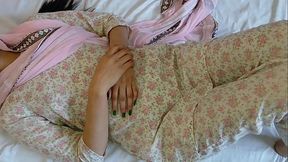 Nani Ki Taange Utha Kr Chut Chod Dali