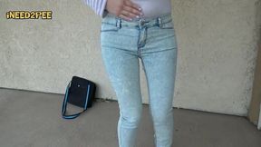 asian girl pees her skintight jeans omoraashi